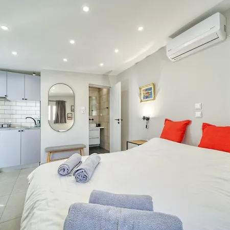 Chic Rooftop Studio W/ Terrace - Near Acropolis-3